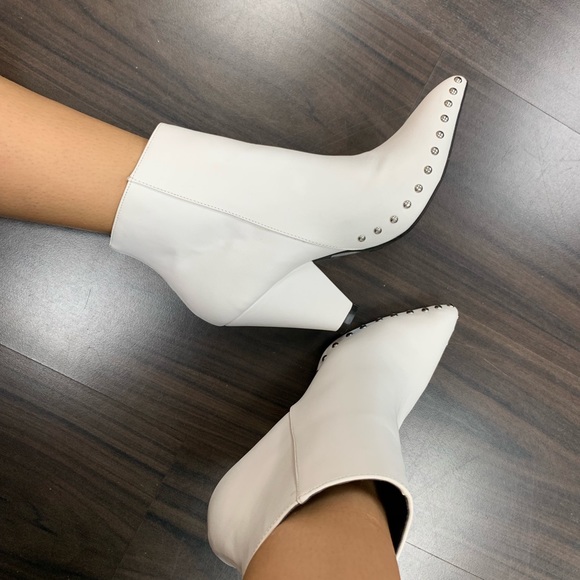 Black leather studded bootie - Picture 7 of 7